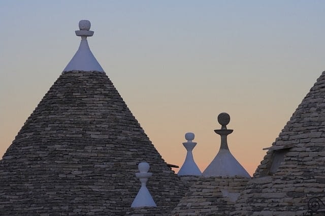 Alberobello_YesPuglia l'enoteca online più innovativa di puglia_vacanze in Puglia_Otranto_Ostuni_Lecce_Bari_Brindisi_Foggia_Gargano